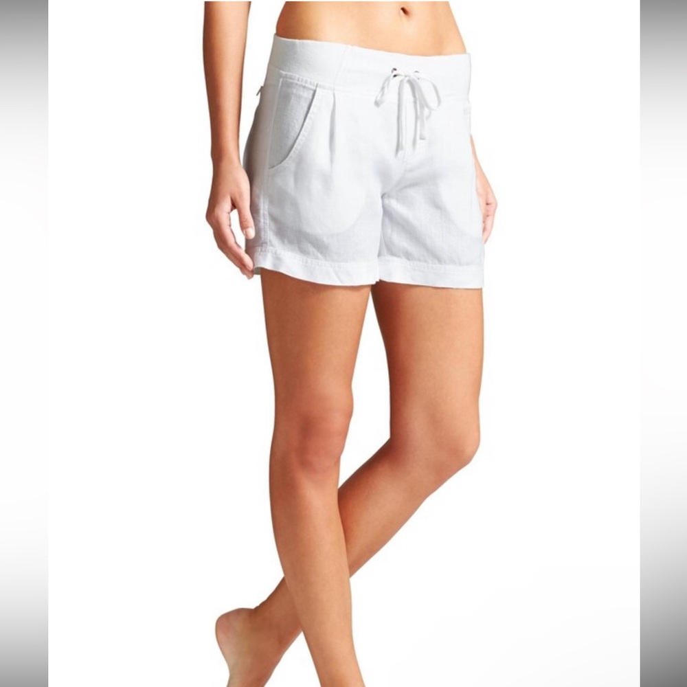 Athleta Creston White Linen Shorts - Size 6 - EUC
